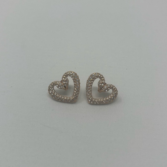 $185 MRSP | Swarovski - Una Stud Heart Crystal Earrings | Rose Gold - Picture 4 of 9